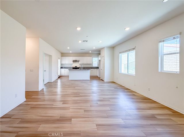 7155 Citrus Ave 227, Fontana, CA 92336