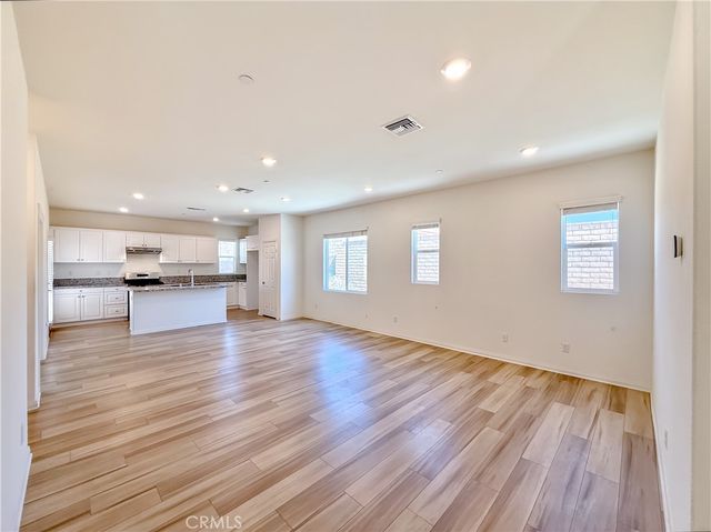 7155 Citrus Ave 227, Fontana, CA 92336