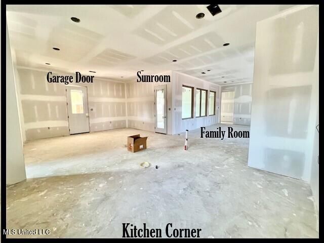 209 Dogwood Lane, Batesville, MS 38606