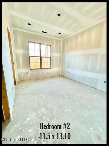 209 Dogwood Lane, Batesville, MS 38606