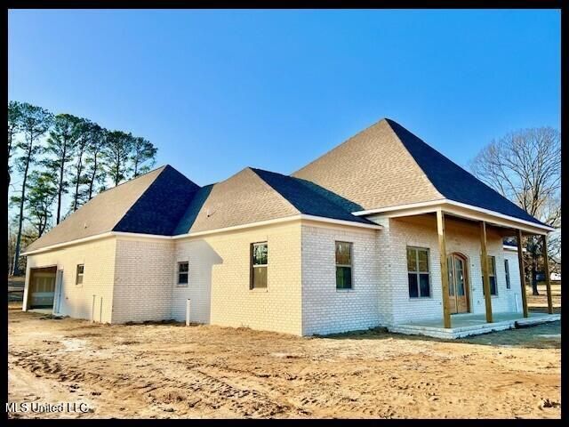 209 Dogwood Lane, Batesville, MS 38606