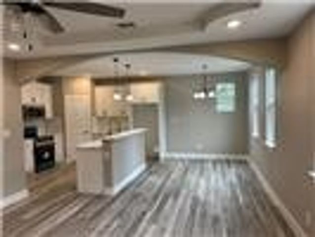 3211 Brazos River Drive, Granbury, TX 76048