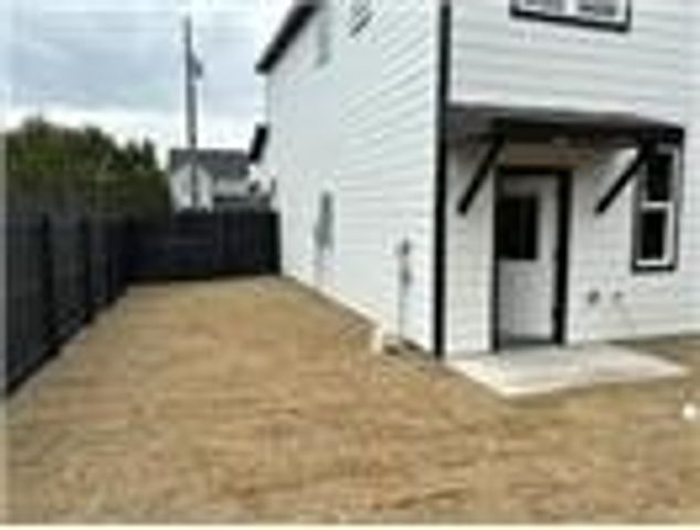 3211 Brazos River Drive, Granbury, TX 76048