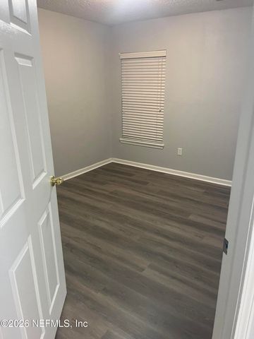 3680 KIRKPATRICK Circle 16-13, Jacksonville, FL 32210