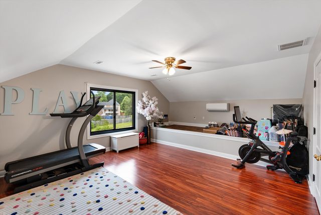 1033 Kacie Dr, Pleasant View, TN 37146