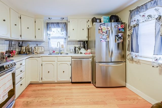 5 Oliver St, Randolph, MA 02368
