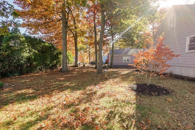 5 Oliver St, Randolph, MA 02368