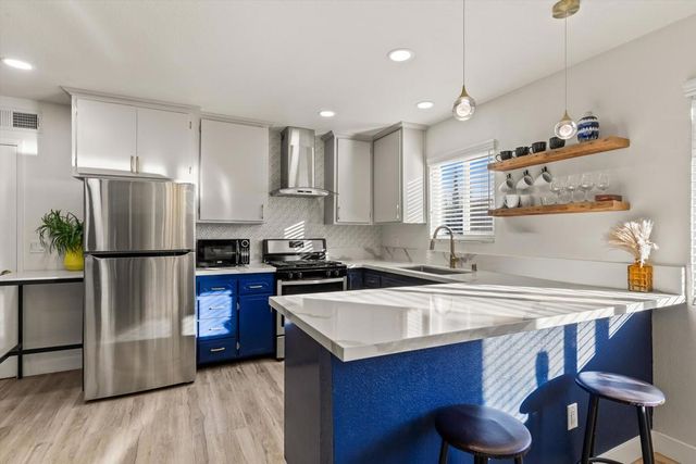 61664 Crest Circle Drive, Joshua Tree, CA 92252