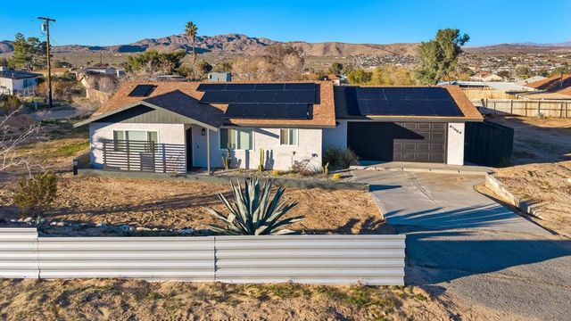 61664 Crest Circle Drive, Joshua Tree, CA 92252