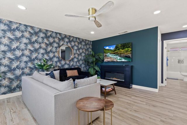 61664 Crest Circle Drive, Joshua Tree, CA 92252