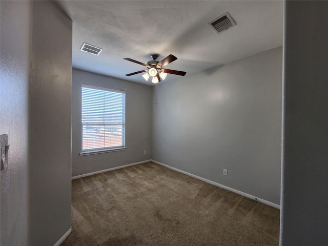 9346 Valley Tree Lane, Houston, TX 77089