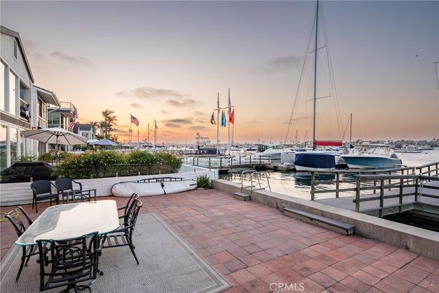 1204 E Balboa Boulevard, Newport Beach, CA 92661