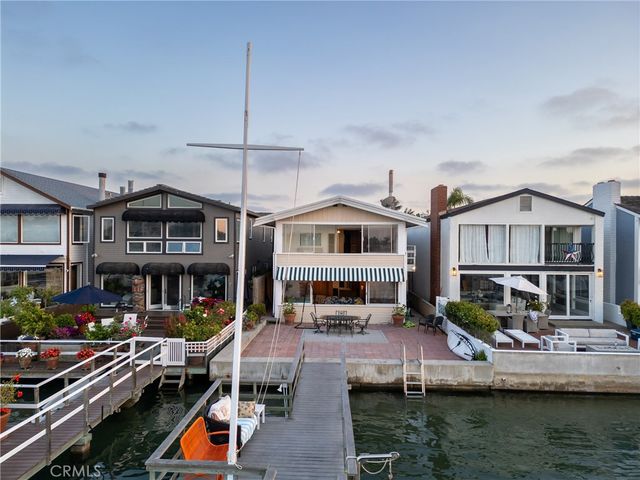 1204 E Balboa Boulevard, Newport Beach, CA 92661