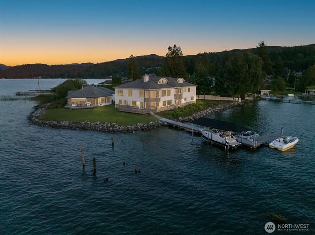 1555 Fairview Street, Bellingham, WA 98229