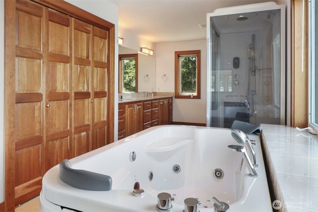 1555 Fairview Street, Bellingham, WA 98229