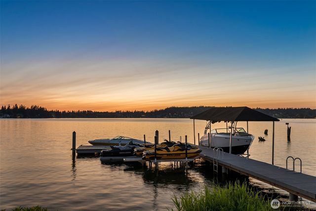 1555 Fairview Street, Bellingham, WA 98229