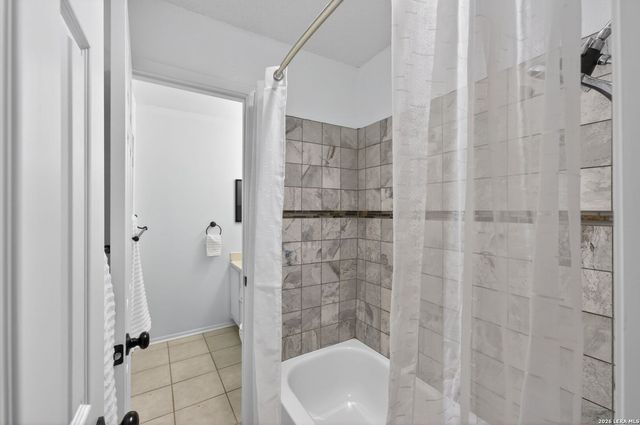 9410 Valley Bend, San Antonio, TX 78250