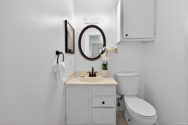 9410 Valley Bend, San Antonio, TX 78250