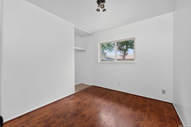 9410 Valley Bend, San Antonio, TX 78250
