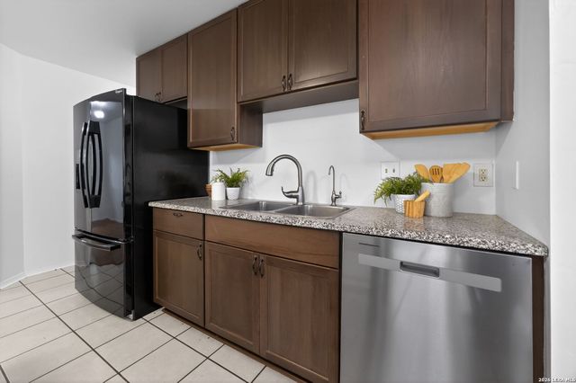 9410 Valley Bend, San Antonio, TX 78250