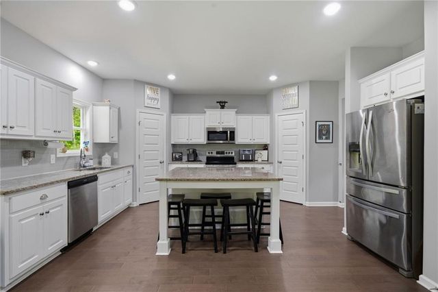 100 Delta Downs Court, Hogansville, GA 30230