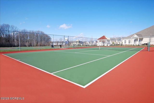 8 Fells Drive, Manalapan, NJ 07726