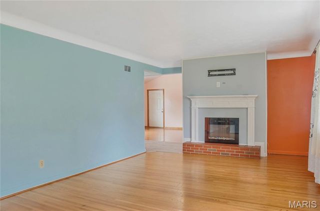 4 Hazelwood Lane, Hazelwood, MO 63042