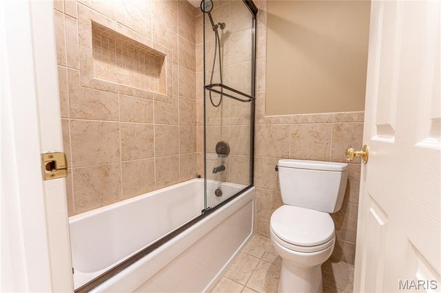 8 Tealwood Drive, Creve Coeur, MO 63141