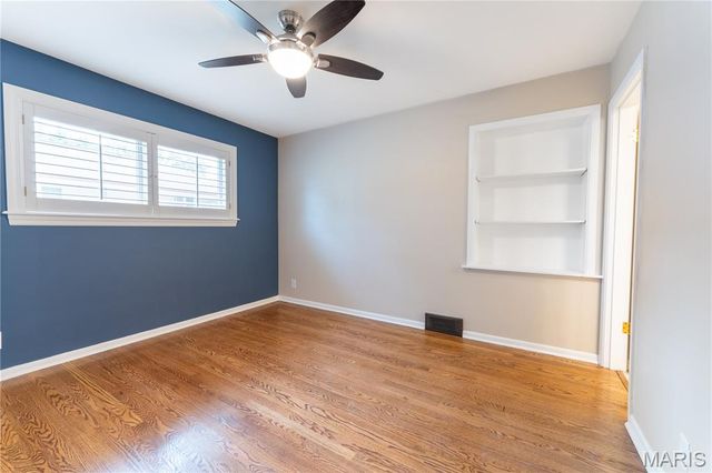 8 Tealwood Drive, Creve Coeur, MO 63141