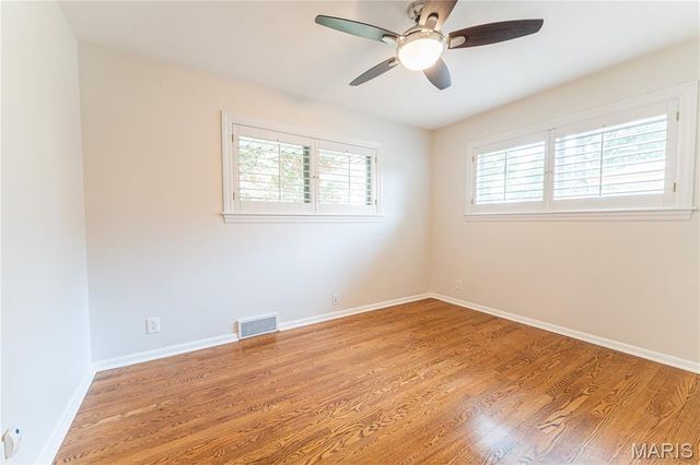 8 Tealwood Drive, Creve Coeur, MO 63141