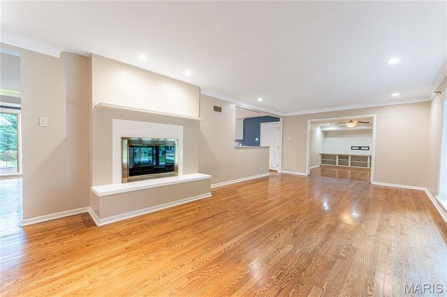 8 Tealwood Drive, Creve Coeur, MO 63141