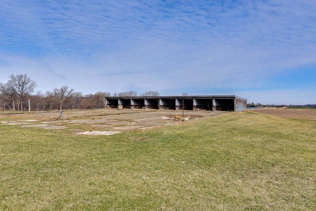 1825 S Highway 104, Brodhead, WI 53520