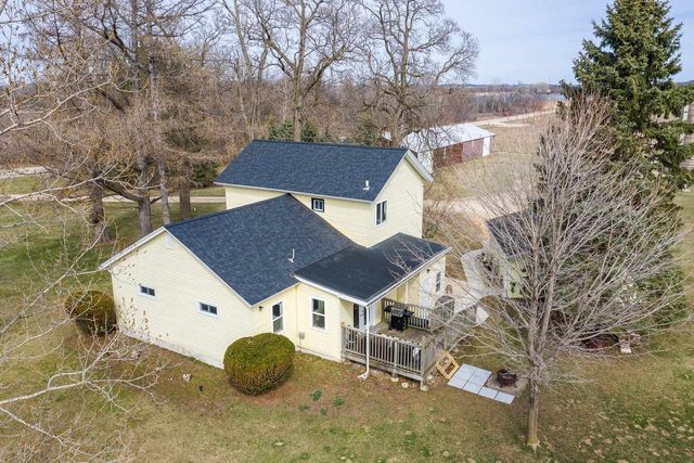 1825 S Highway 104, Brodhead, WI 53520