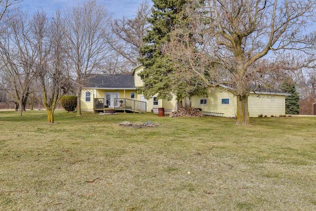 1825 S Highway 104, Brodhead, WI 53520