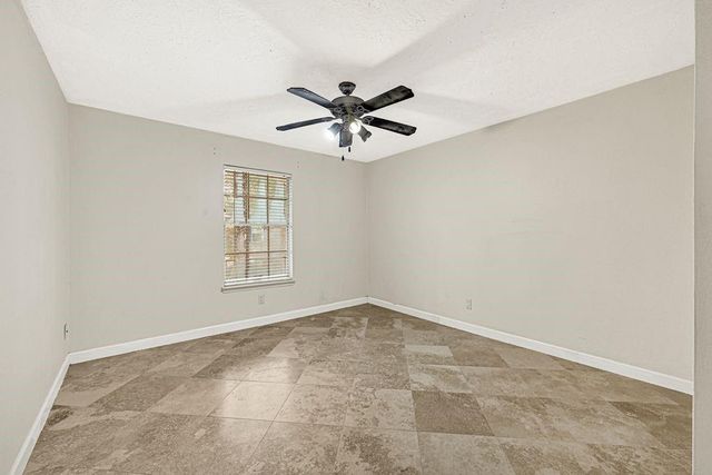 3224 Timmons Lane 130, Houston, TX 77027
