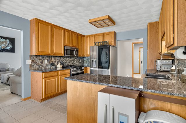 7848 Moore Hill Court, Belvidere, IL 61008