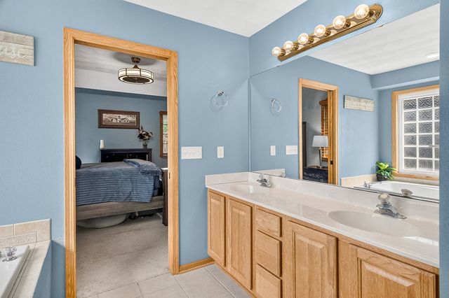 7848 Moore Hill Court, Belvidere, IL 61008