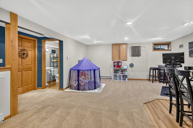 7848 Moore Hill Court, Belvidere, IL 61008