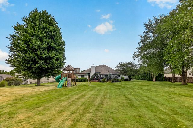 7848 Moore Hill Court, Belvidere, IL 61008