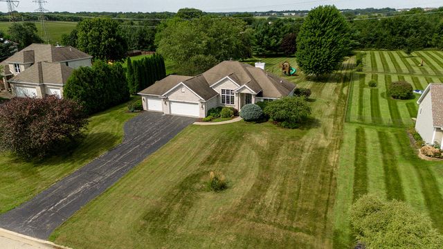 7848 Moore Hill Court, Belvidere, IL 61008