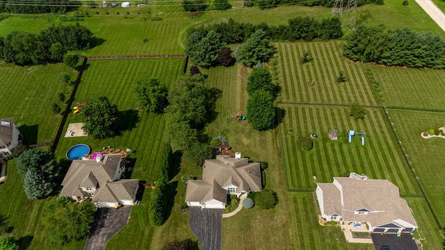 7848 Moore Hill Court, Belvidere, IL 61008