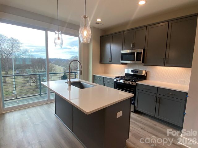 938 Callahan Street EQX1771, Charlotte, NC 28206