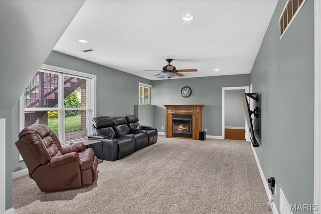 31 Pinewood Court, Dardenne Prairie, MO 63368
