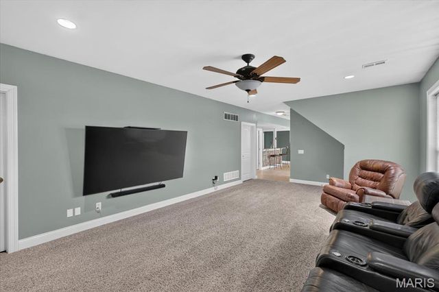 31 Pinewood Court, Dardenne Prairie, MO 63368