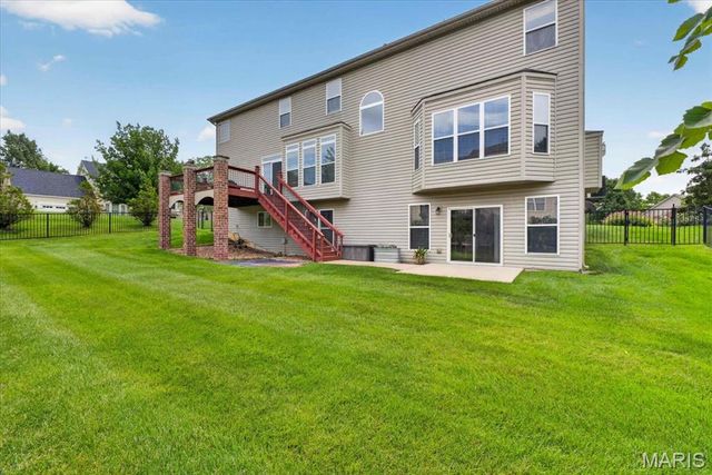 31 Pinewood Court, Dardenne Prairie, MO 63368