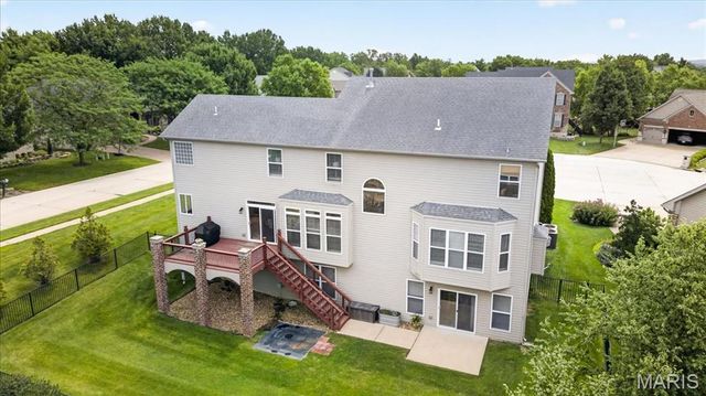 31 Pinewood Court, Dardenne Prairie, MO 63368
