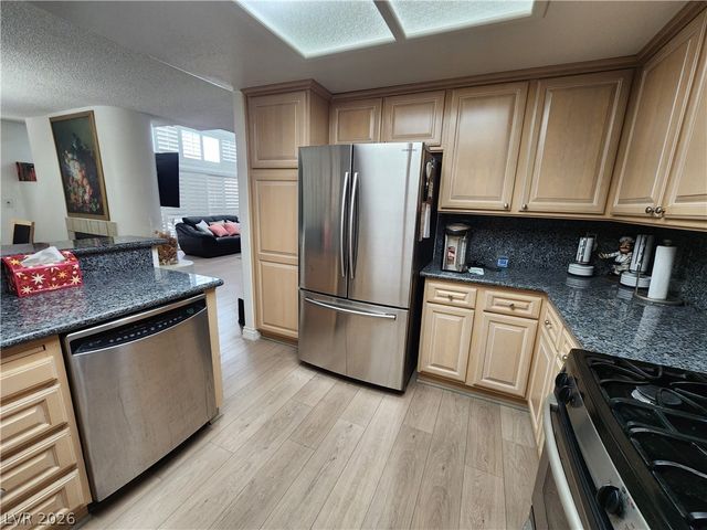 3033 Misty Harbour Drive, Las Vegas, NV 89117