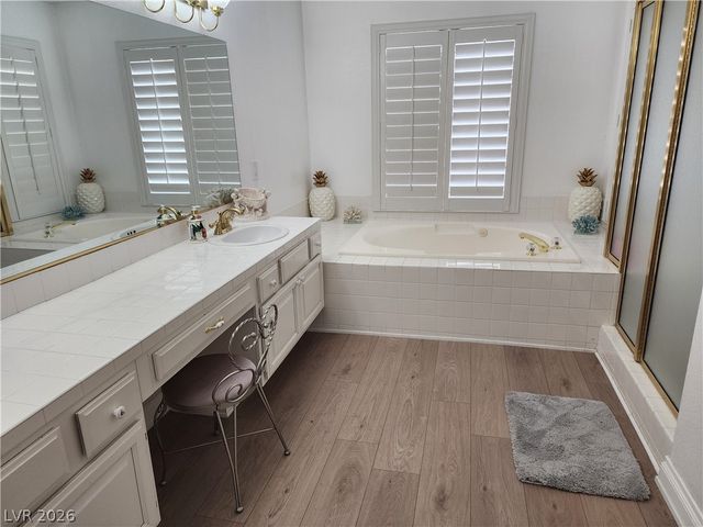 3033 Misty Harbour Drive, Las Vegas, NV 89117