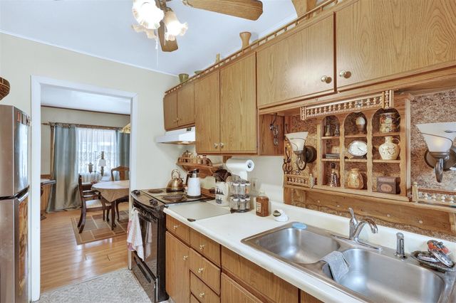 75 Taylor Avenue, Battle Creek, MI 49037