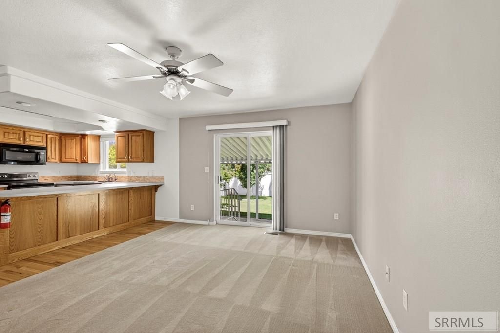 Image 13 of property listing at 2907 E Courtyard Circle, Ammon, ID 83406